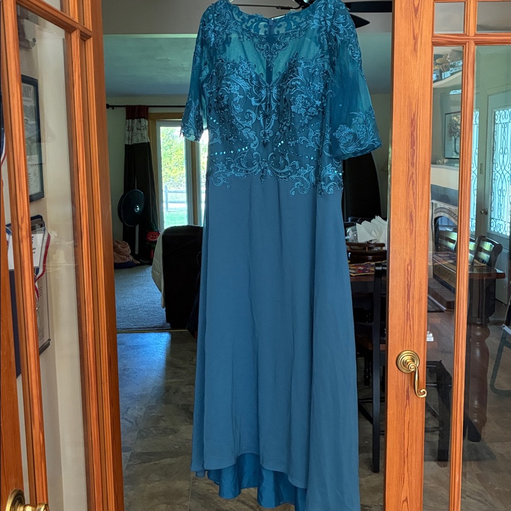 JJs House Elegant Blue Lace Dress